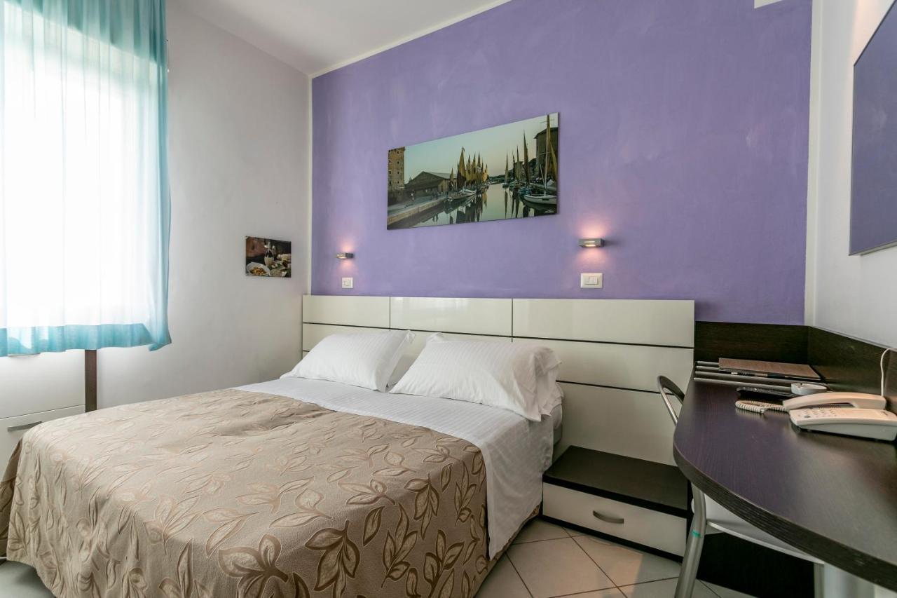 Hotel Baya - In Centro, Sul Mare Milano Marittima Eksteriør bilde