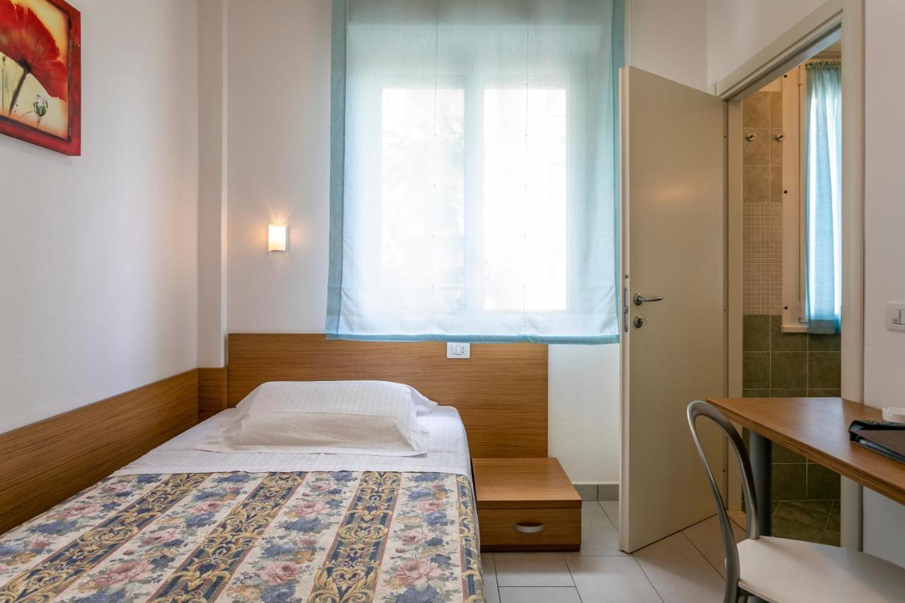 Hotel Baya - In Centro, Sul Mare Milano Marittima Eksteriør bilde