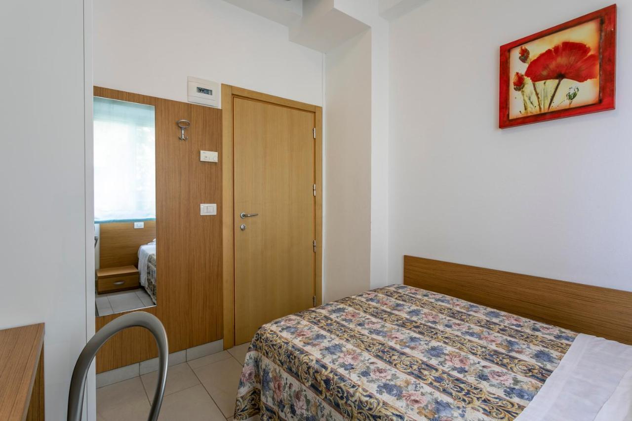 Hotel Baya - In Centro, Sul Mare Milano Marittima Eksteriør bilde