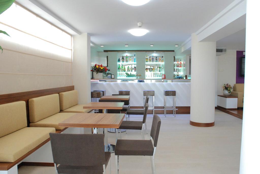 Hotel Baya - In Centro, Sul Mare Milano Marittima Eksteriør bilde