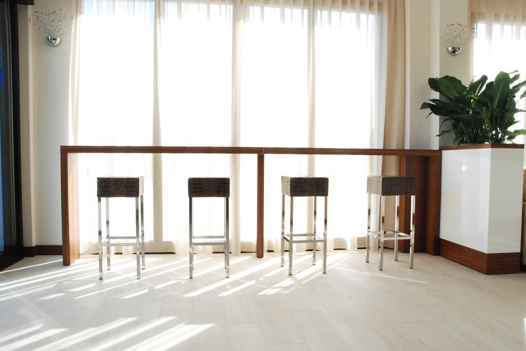Hotel Baya - In Centro, Sul Mare Milano Marittima Eksteriør bilde